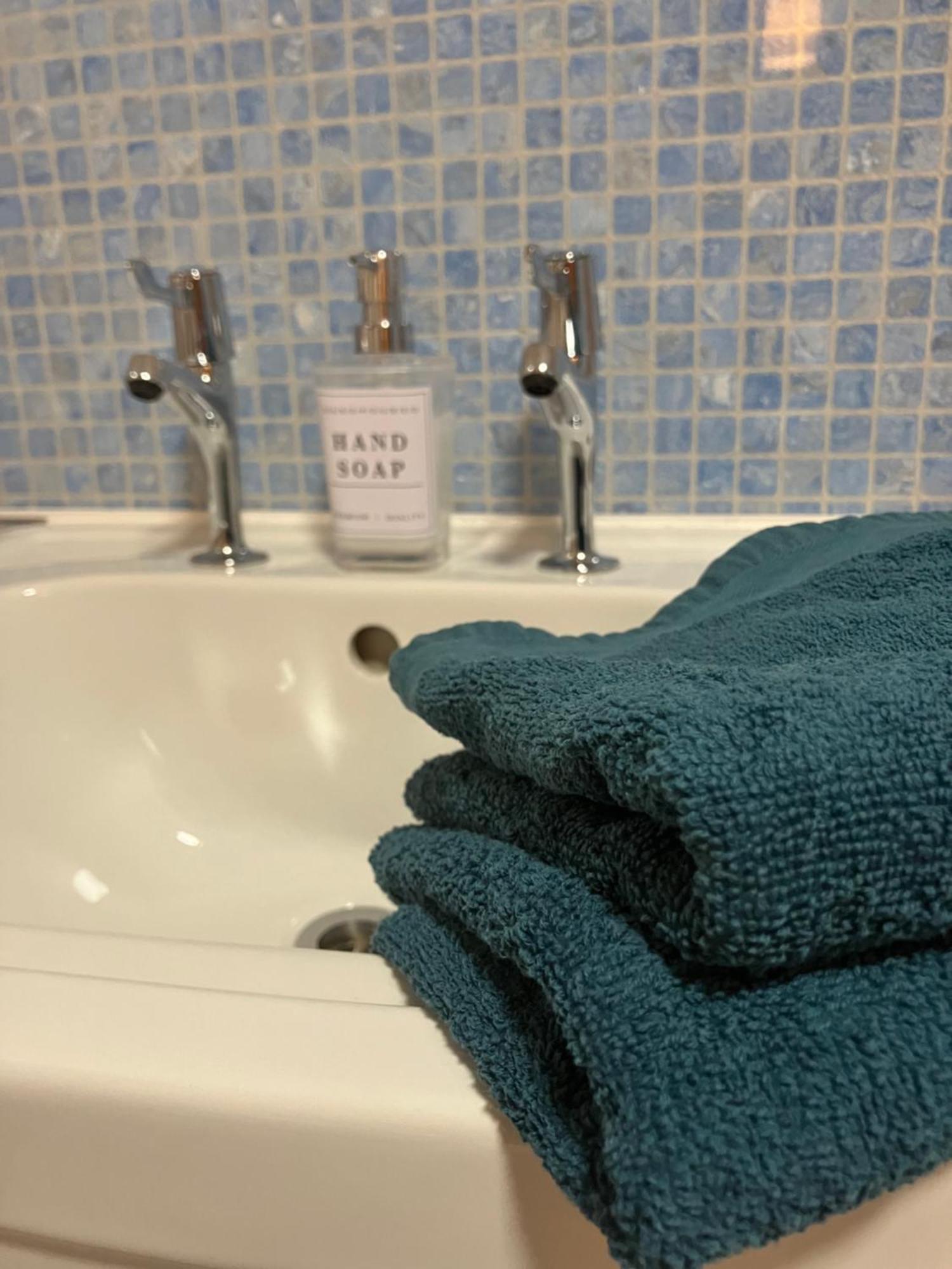 Gowan Bank Apartment Gourdon Екстериор снимка